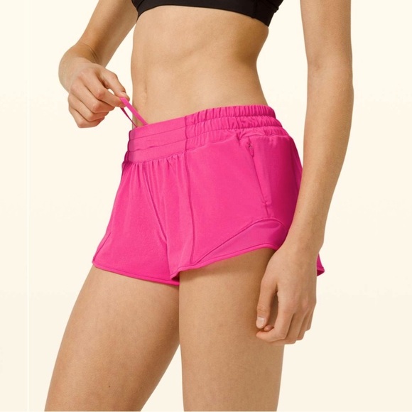 lululemon athletica Pants - NEW! Lululemon Hotty Hot LR 2.5”, SONIC PINK, Size 12